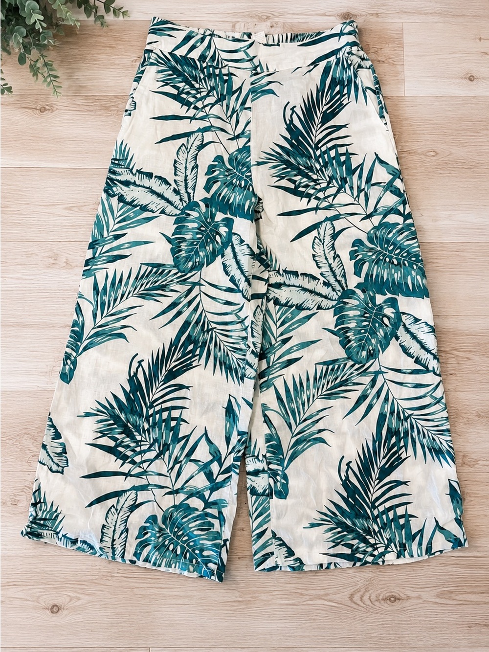 C&C California Tropical Leaf 100% Linen Pants Size M